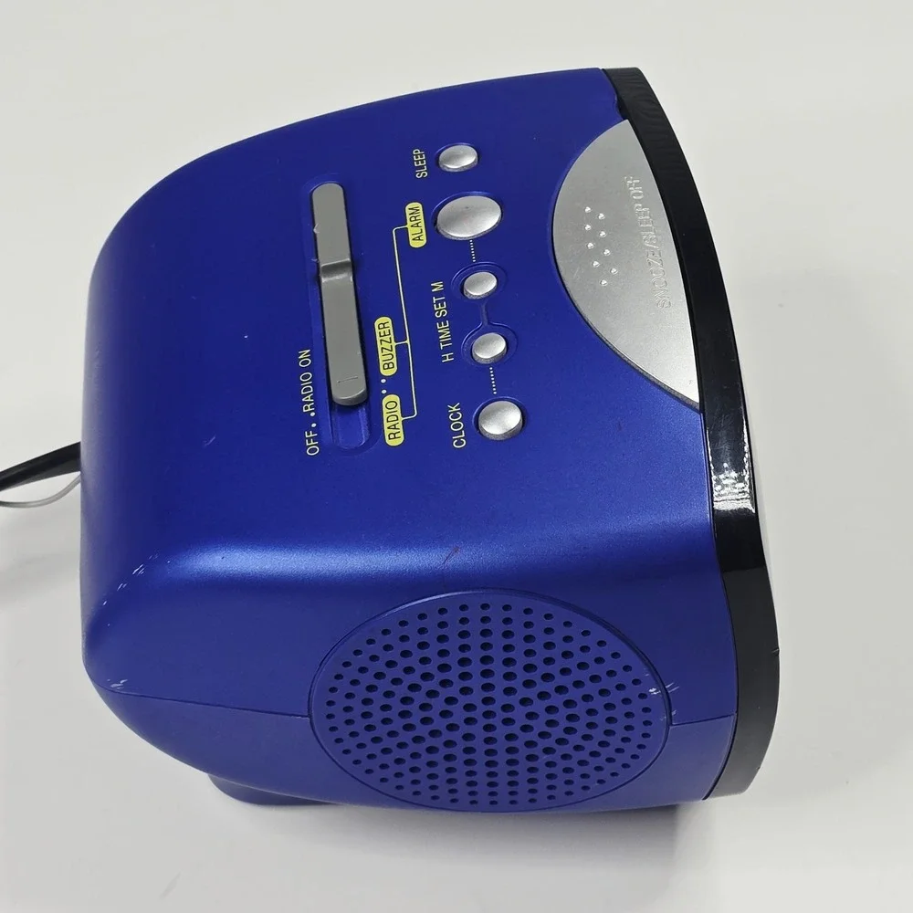 Vintage Sony ICF-C111 Dream Machine AM/FM Clock Radio Blue Alarm Snooze Tested